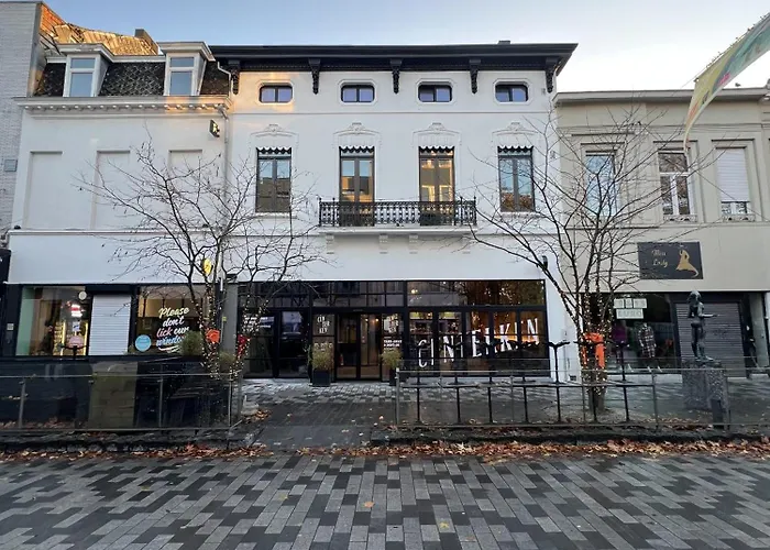 Spacious, Newly Renovated Loft - 107M2
