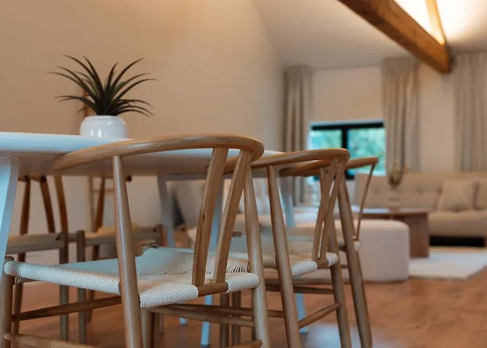 Spacious, Newly Renovated Loft - 107M2