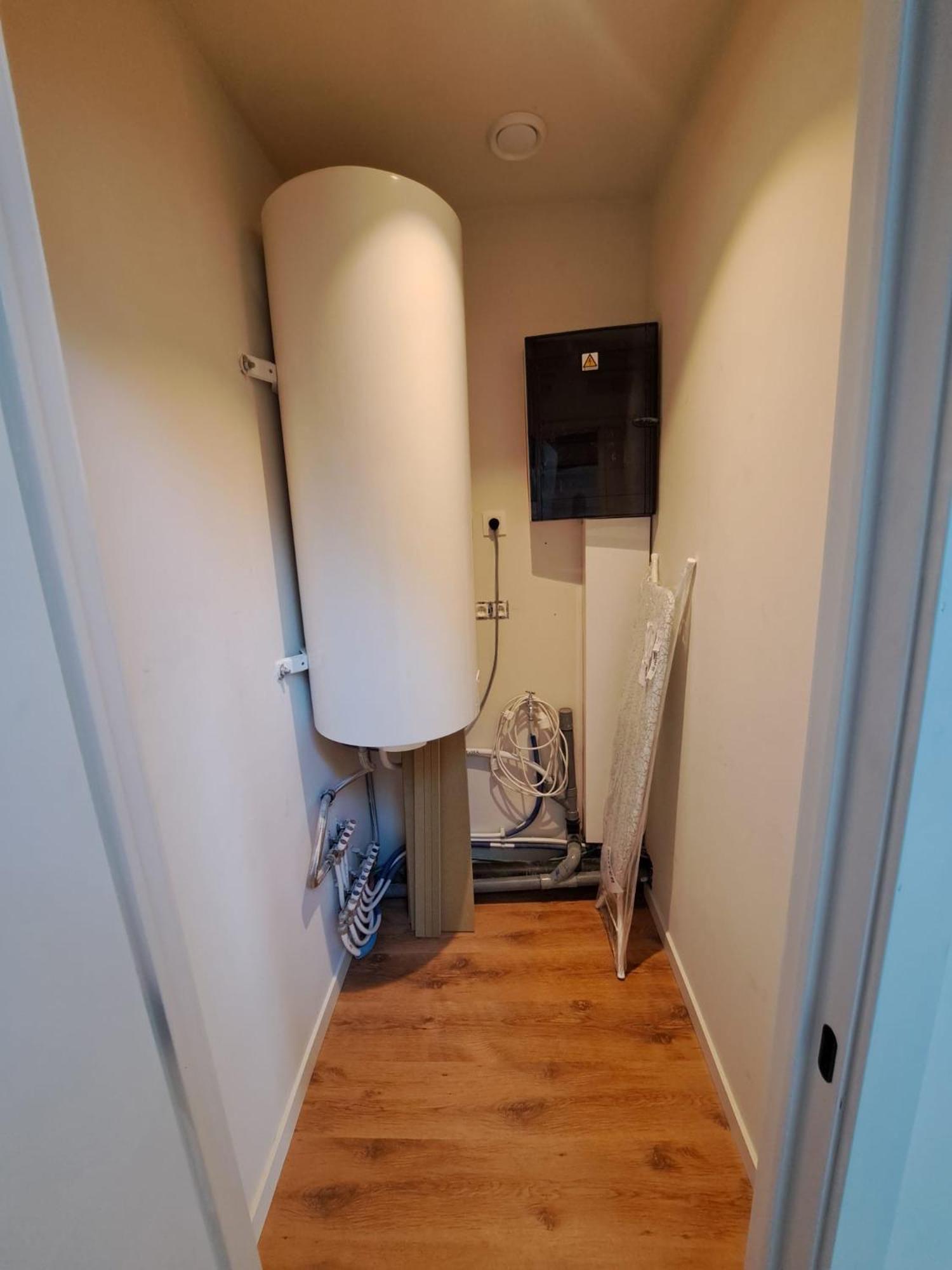 Apartment Spacious, Newly Renovated Loft - 107m2 Sint-Niklaas